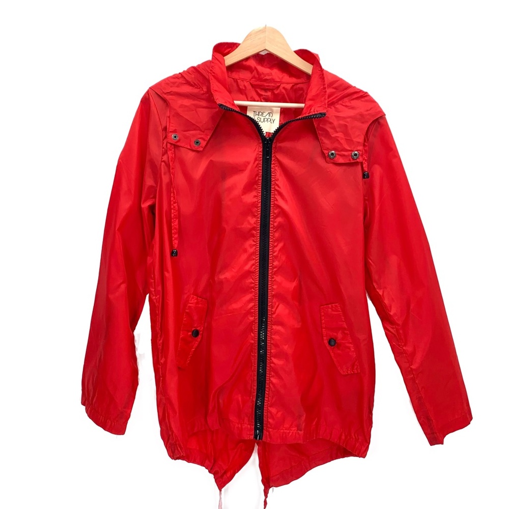 Thread & Supply Red Hooded Windbreaker Lightweight Jacket Size Medium